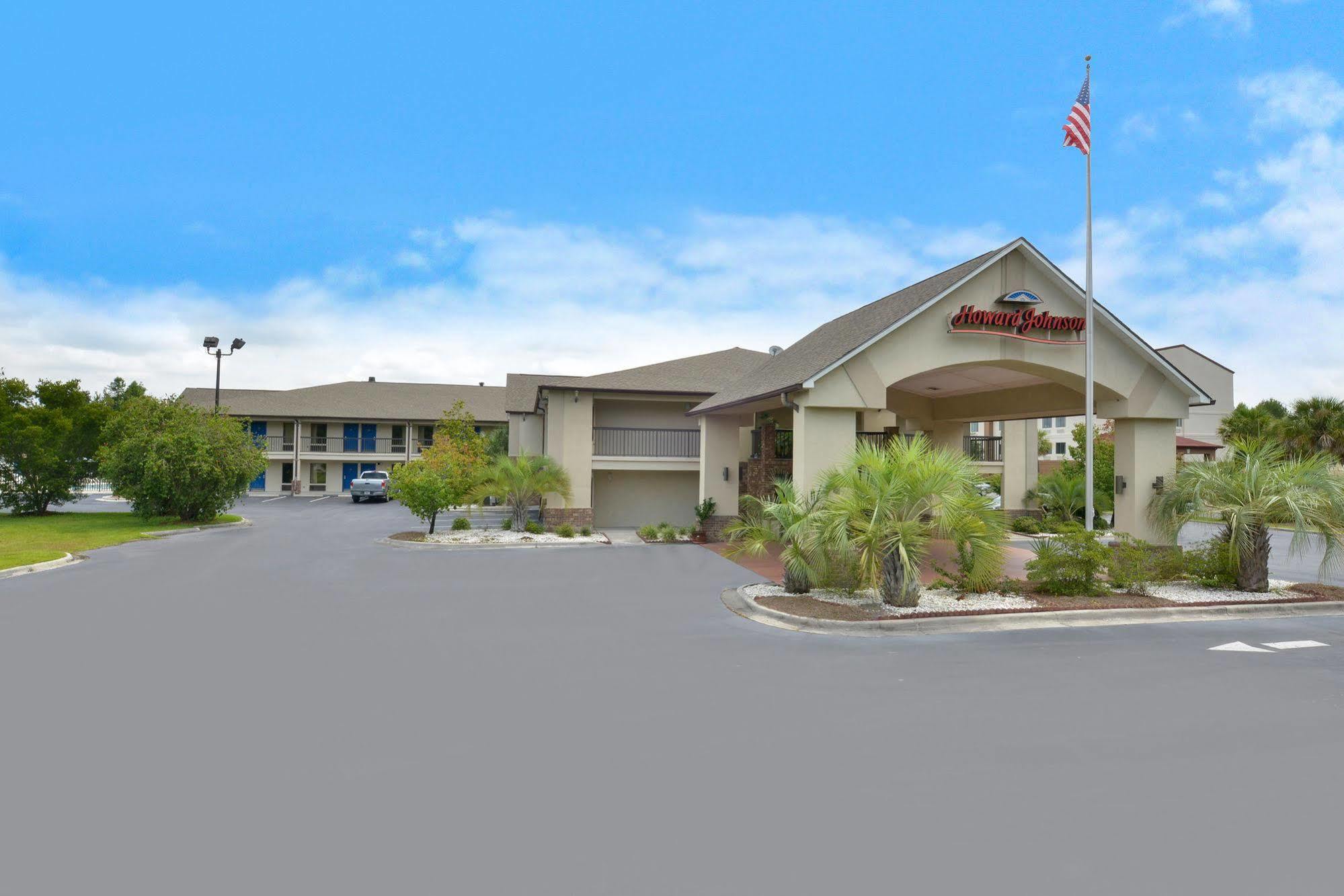 Howard Johnson By Wyndham Savannah Ga Georgetown Bagian luar foto