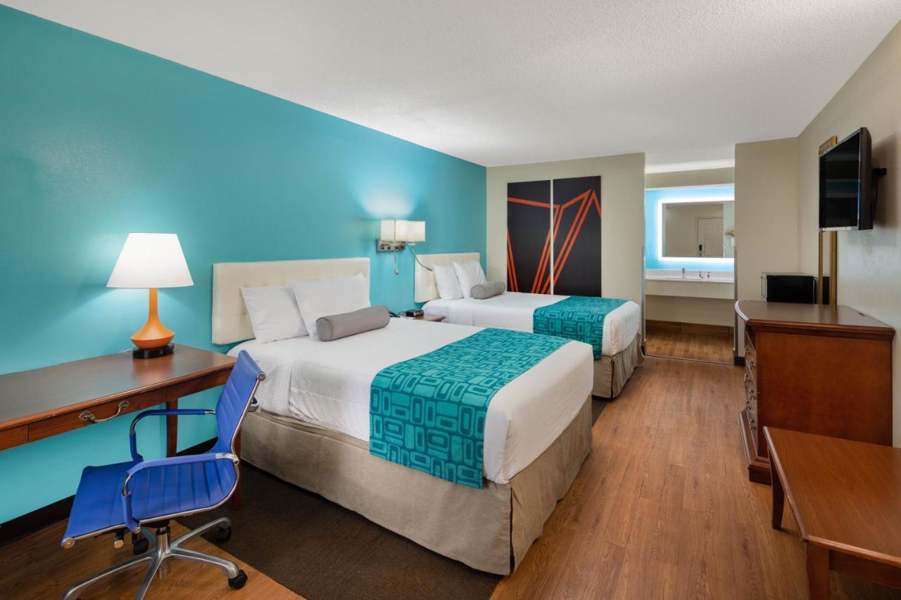 Howard Johnson By Wyndham Savannah Ga Georgetown Bagian luar foto